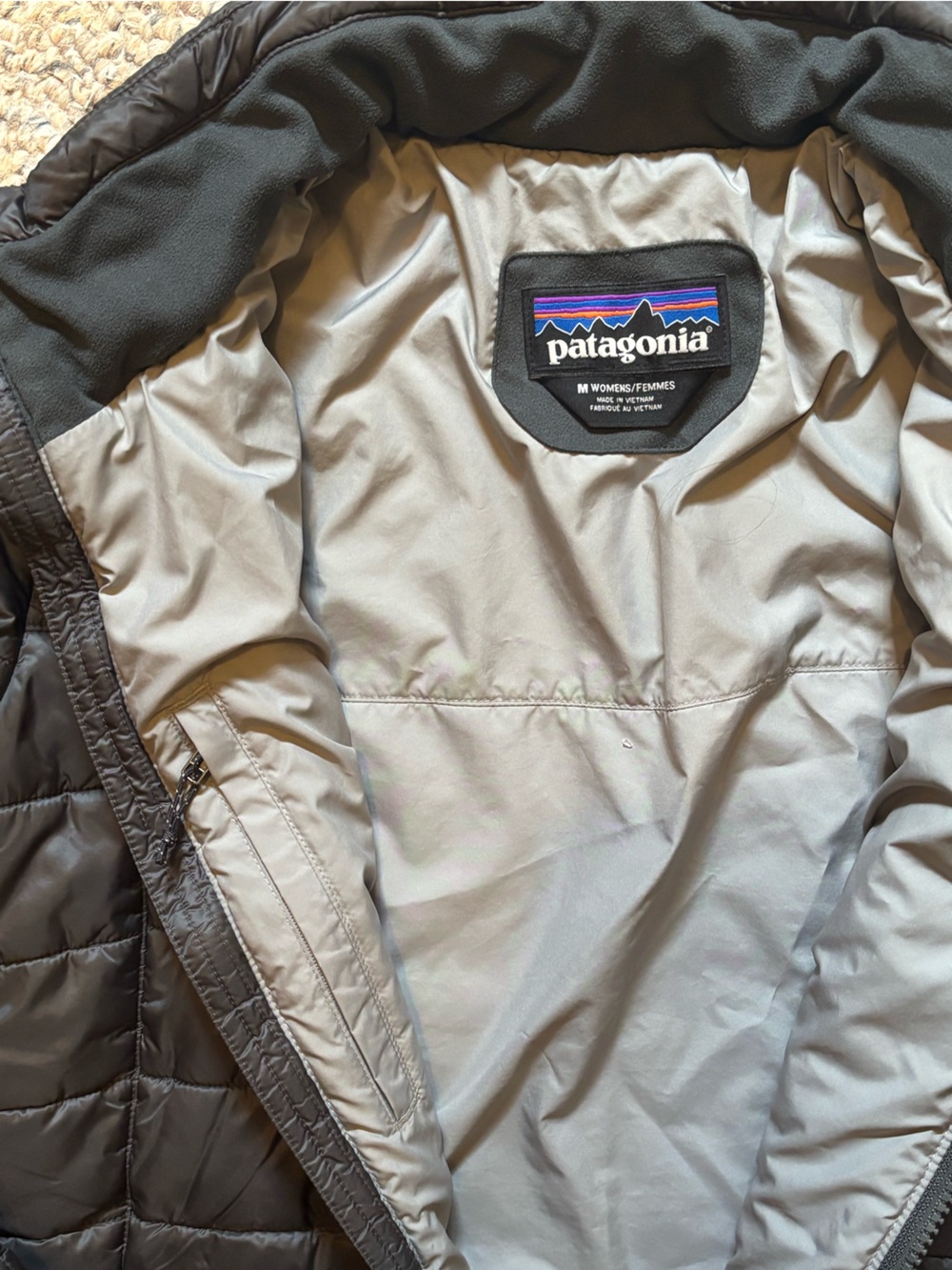 Patagonia Black Quilted Long Insulated Puffer Jacket - Picture 5 of 8